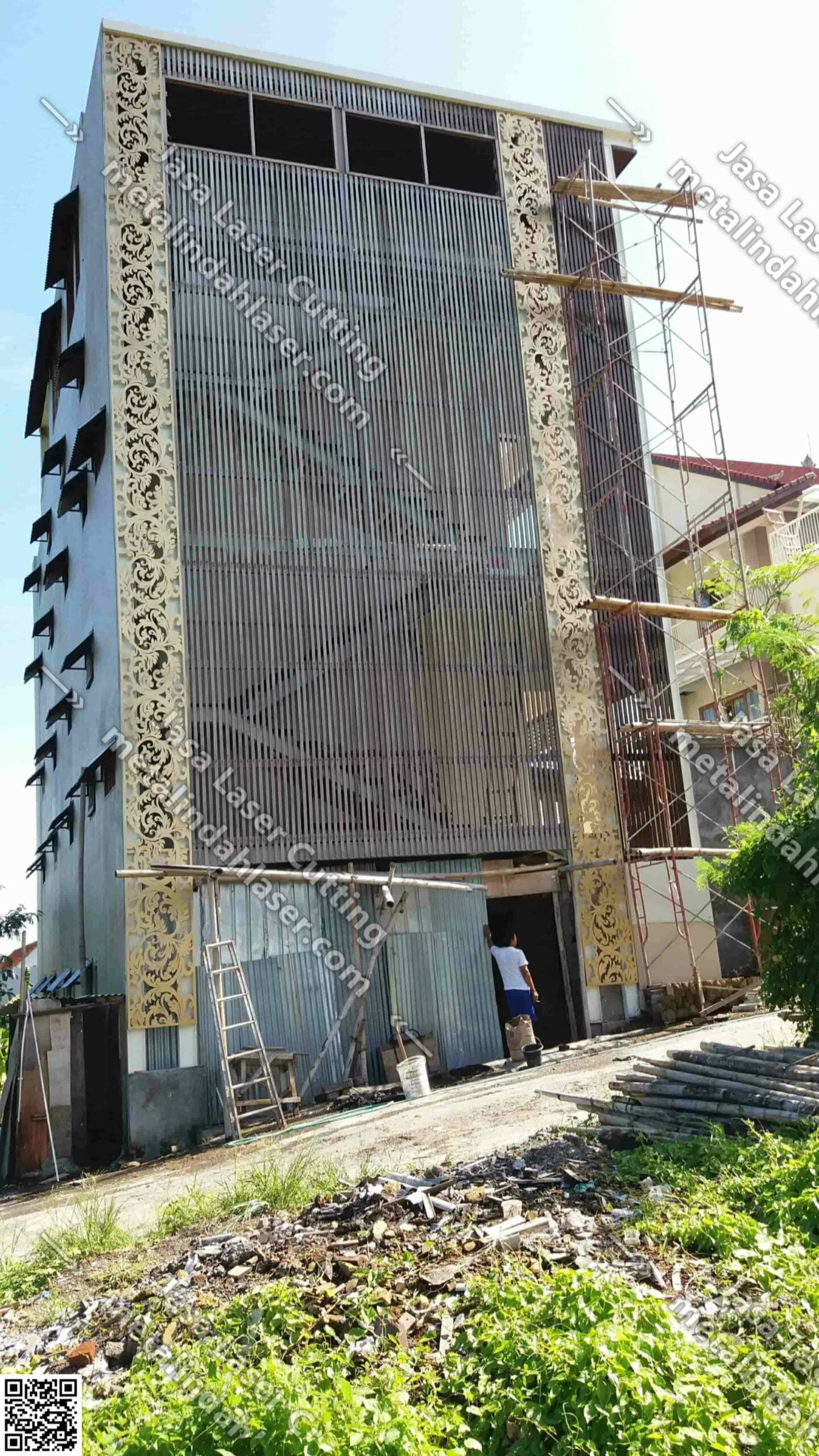 Fasad dan Proyek 24